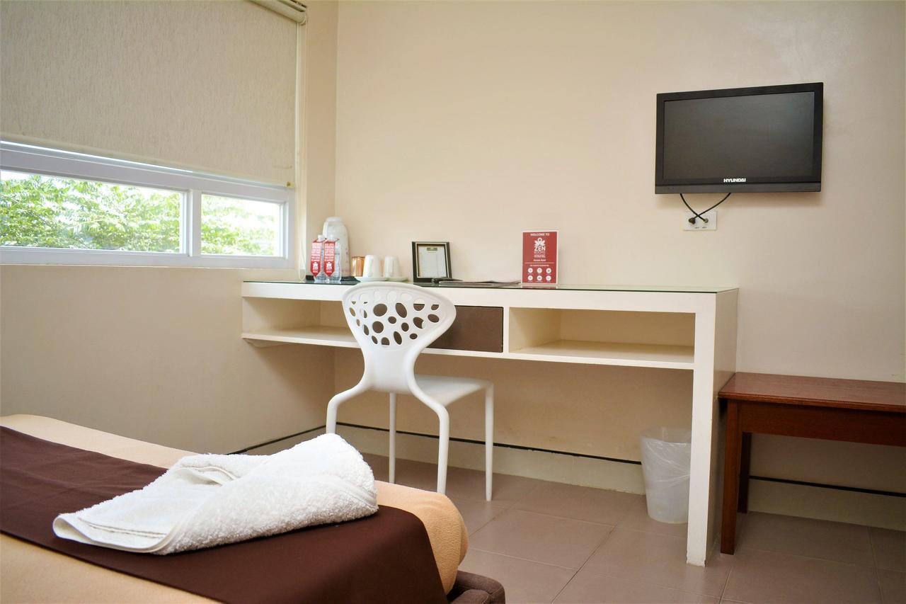 Zen Rooms Malvar Road Puerto Princesa Extérieur photo